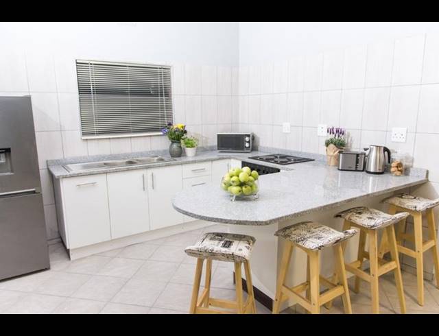BUSINESS PROPERTY TO RENT IN MEER EN SEE